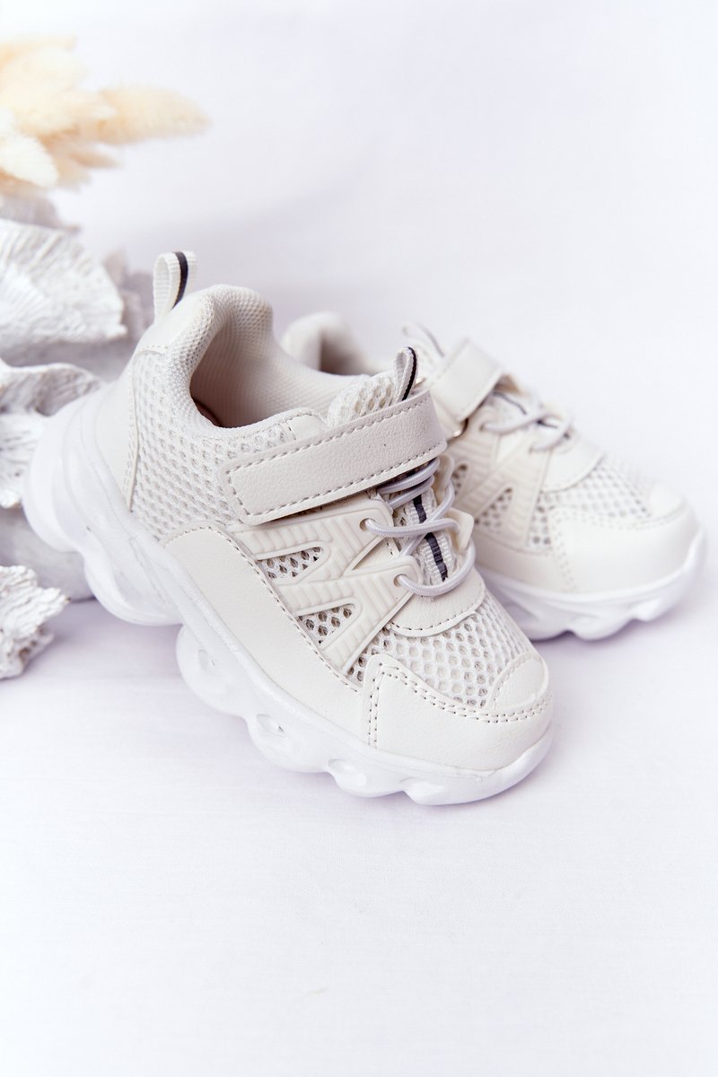 Children's Sneakers With A Flashing Sole LED White So Cool!