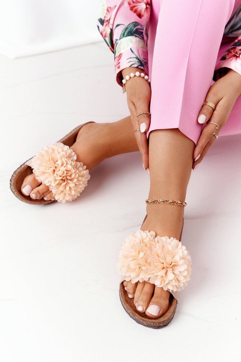 Slippers On The Cork Sole Beige Flowerbomb